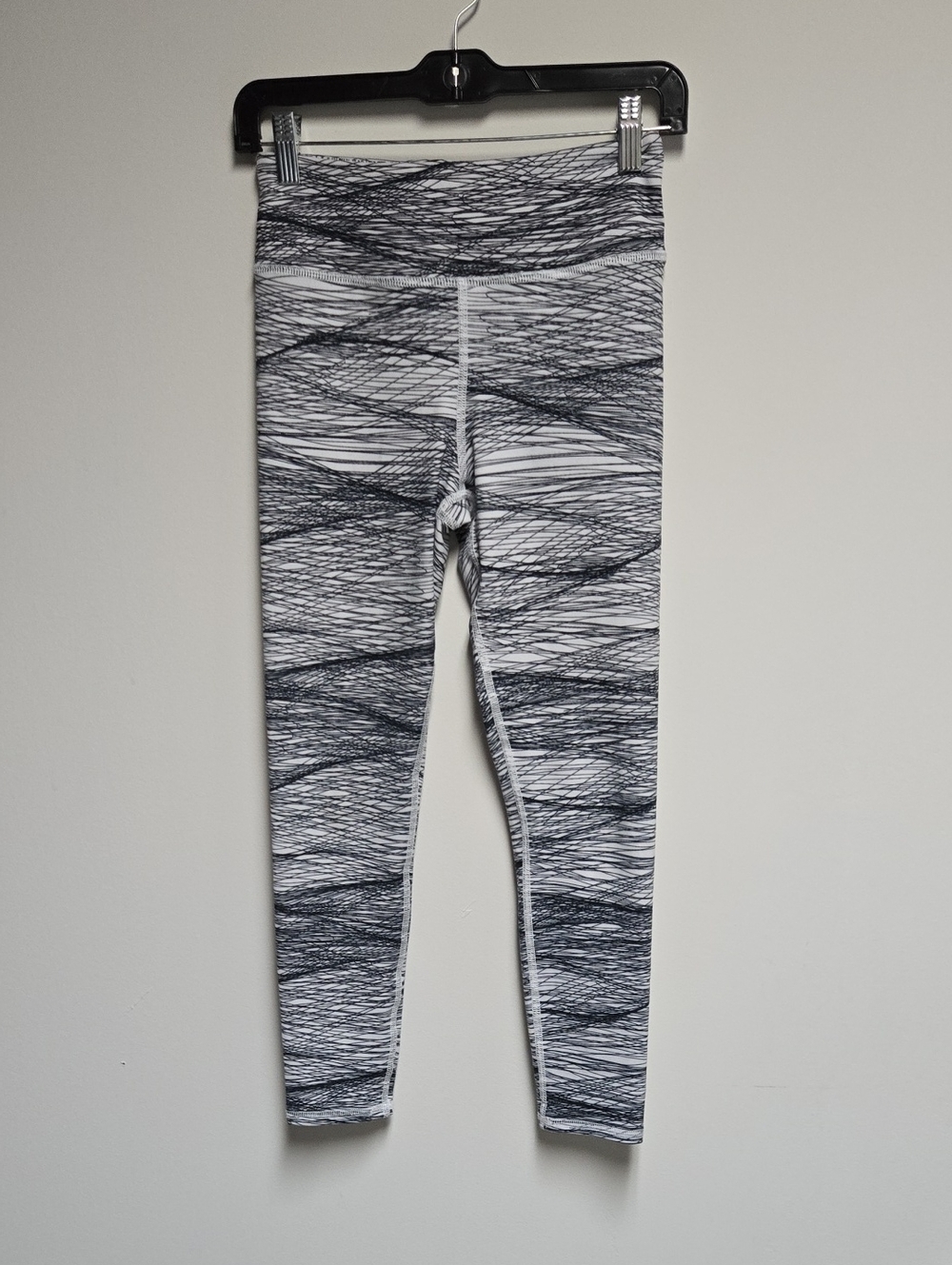Evolution and Creation Black & White Wave-Stripe Capri Yoga Pants